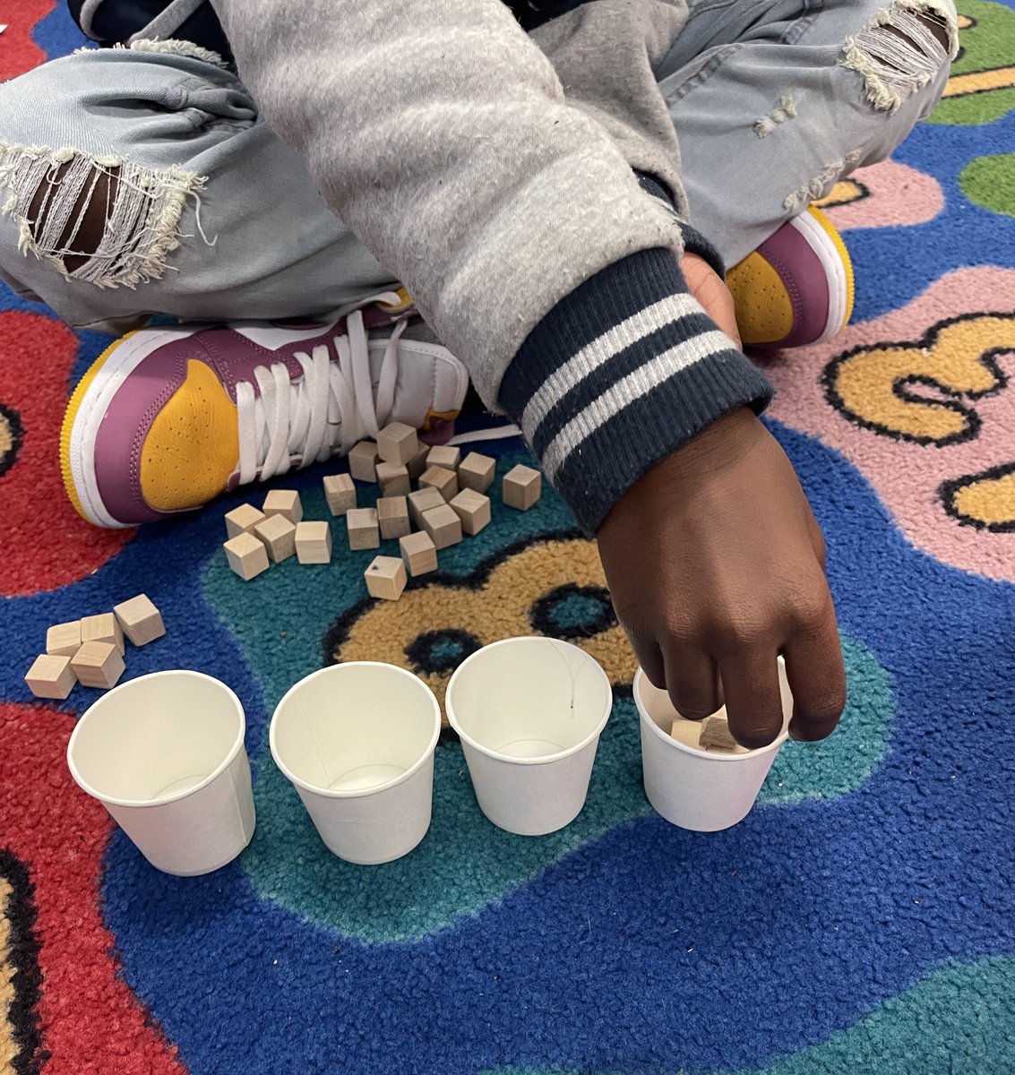 LaurenPalos's tweet image. Nothing looks or sounds quite like #countingcollections in action! ❤️ 🎉 Woohoo for engaging #mathroutines that provide valuable information! :) #PISDMathChat
