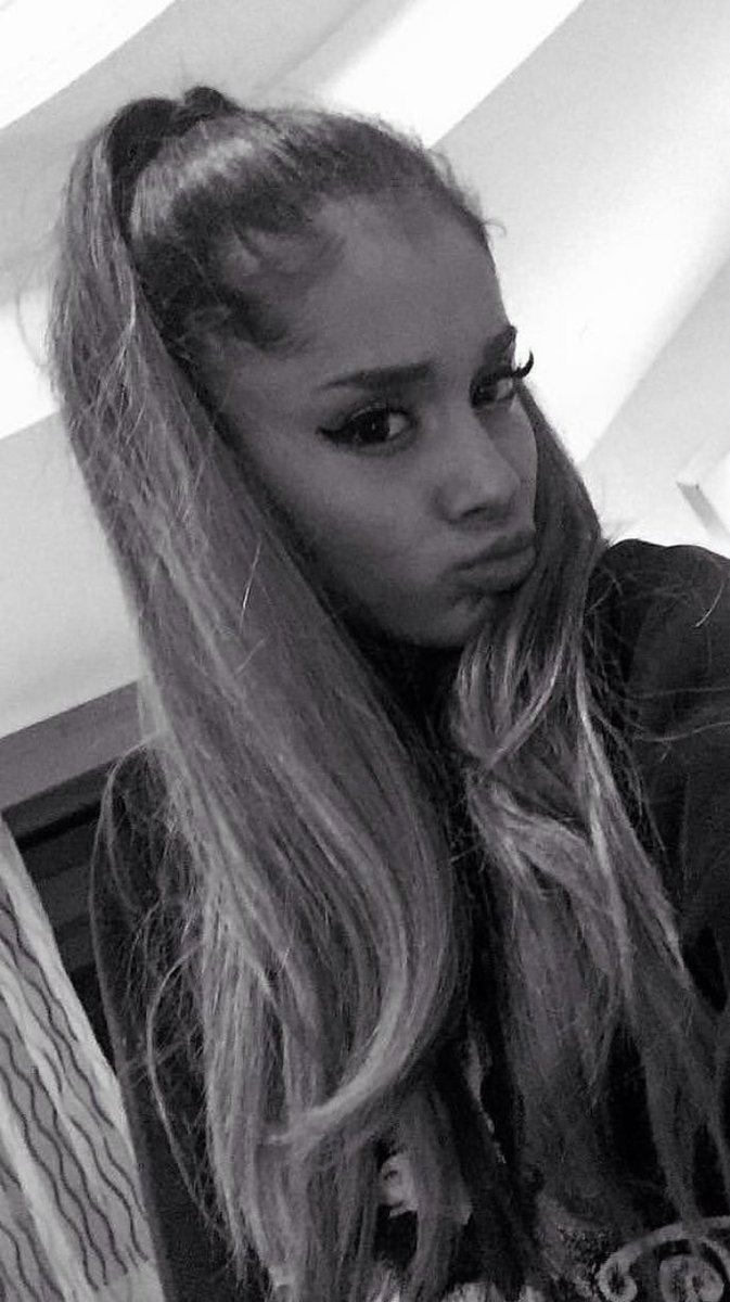 tbsagb's tweet photo. ariana grande via snapchat stories 7 years ago today (23rd august 2015) https://t.co/trqZT60ifI