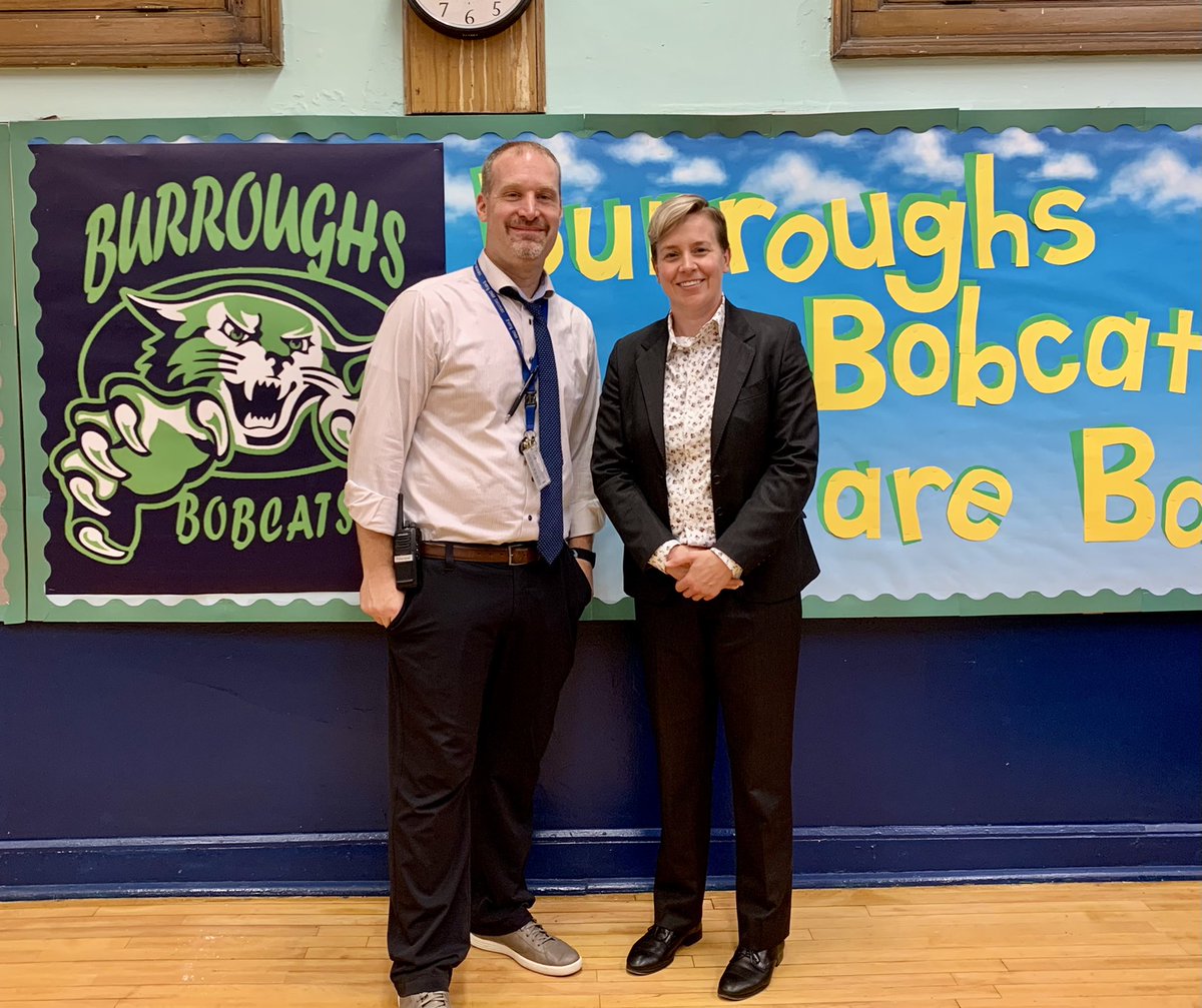 Go Bobcats x2! Dr. Tingwall spent the day with amazing school leaders on the SW side, @patriciabrekke, <a href="/APLaurel/">Jesús Antonio Laurel</a>, &amp; AP Walker of <a href="/boycphs/">Back of the Yards CP</a> and Principal Varveris <a href="/JohnCBurroughs2/">John C. Burroughs Elementary School</a>. Teachers had their students engaged on Day 2! <a href="/Network8CPS/">Network8CPS</a> <a href="/ChiPubSchools/">CPS - Chicago Public Schools</a>