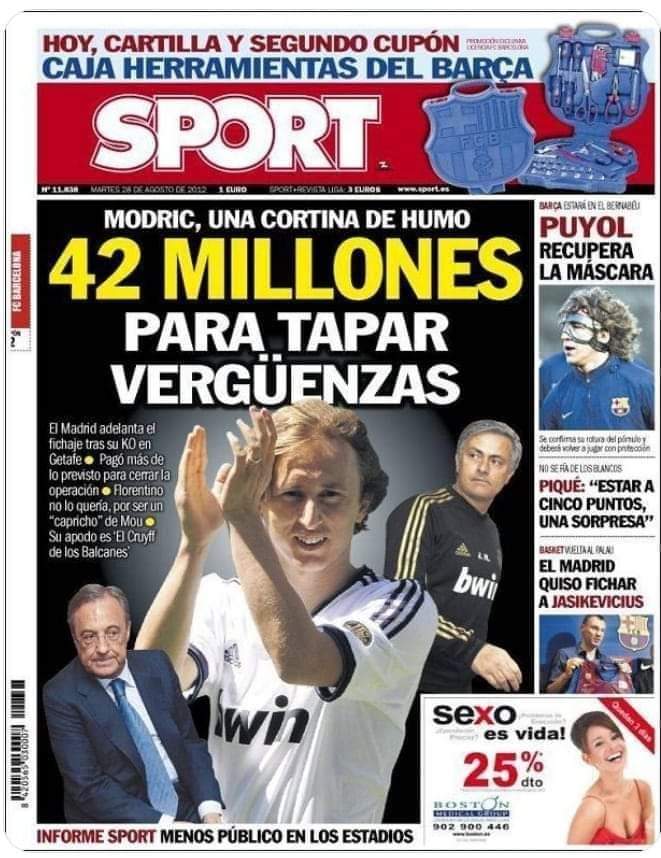 AdriRM33's tweet photo. Esta portada es mítica. 🤣 https://t.co/CB6OaXitk1