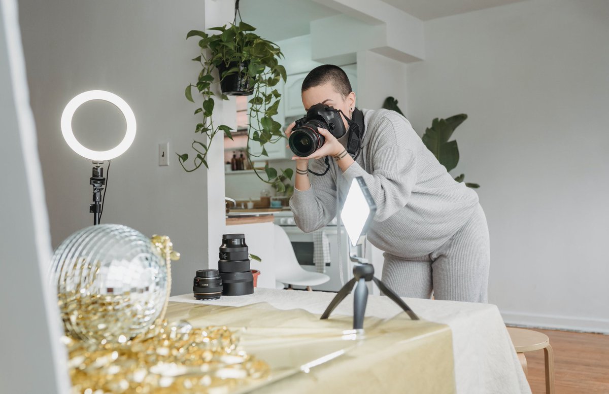 BandCCamera's tweet photo. Ring Lights for Product Photography
https://t.co/IClPMDDG6U
#ringlight #divalight #ledlight #ledringlight #photography #productphotography #bandccamera https://t.co/jCFOX2IEIV
