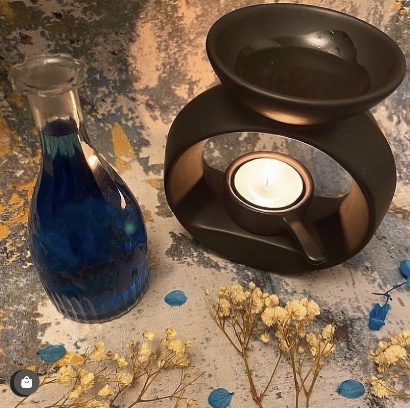 EnchantHeather's tweet photo. “A certain blue enters your soul”
-Henri Matisse
•
https://t.co/frpKO2S3kB
•
#OilBurner #Incense #IncenseBurner #Scent #Fragrance #Mood #IncenseOil #Aromatherapy #Aroma https://t.co/uamtdd2VuC