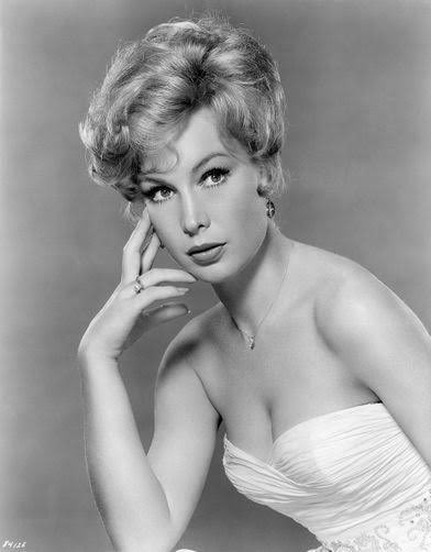 Happy birthday Barbara Eden. My favorite film with Eden is From the terrace. 