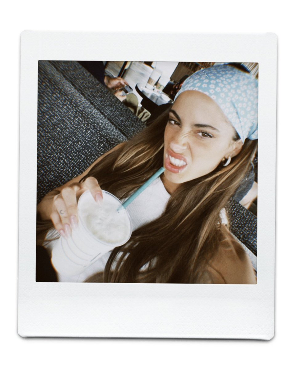 𝐩𝐨𝐥𝐚𝐫𝐨𝐢𝐝𝐬 𝐨𝐟 𝐭𝐢𝐧𝐢 (@polaroidsoftini) on Twitter photo 