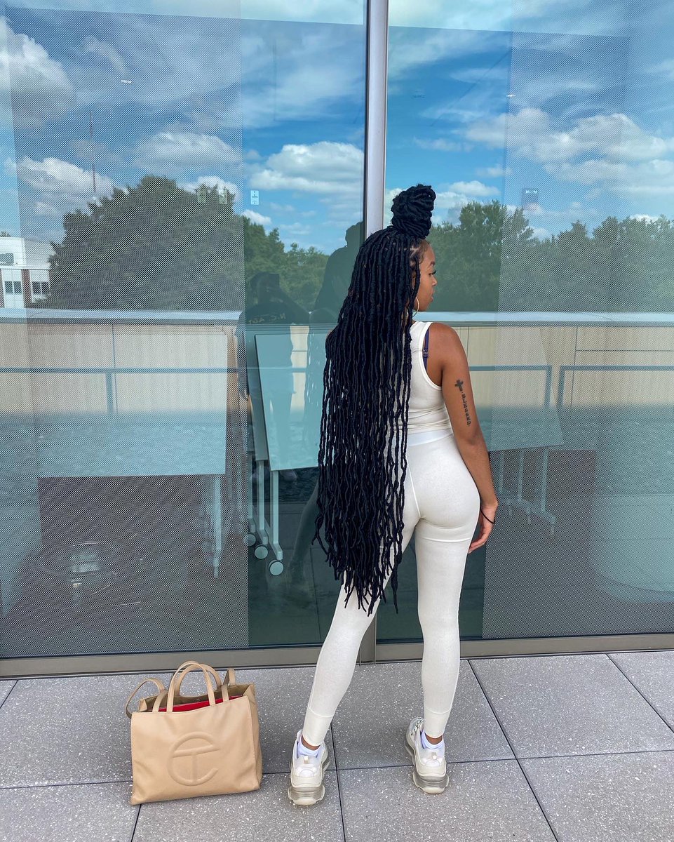 tiabirdd's tweet photo. High demand but very exclusive🤍 https://t.co/Kpngq53Jjj