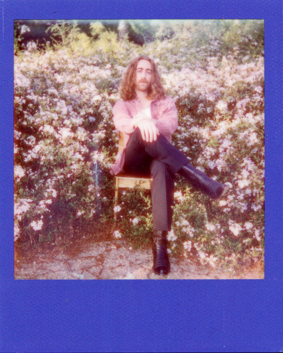 DeweySaunders's tweet photo. Polaroids in Echo Park https://t.co/Fmt0K7x6Ui