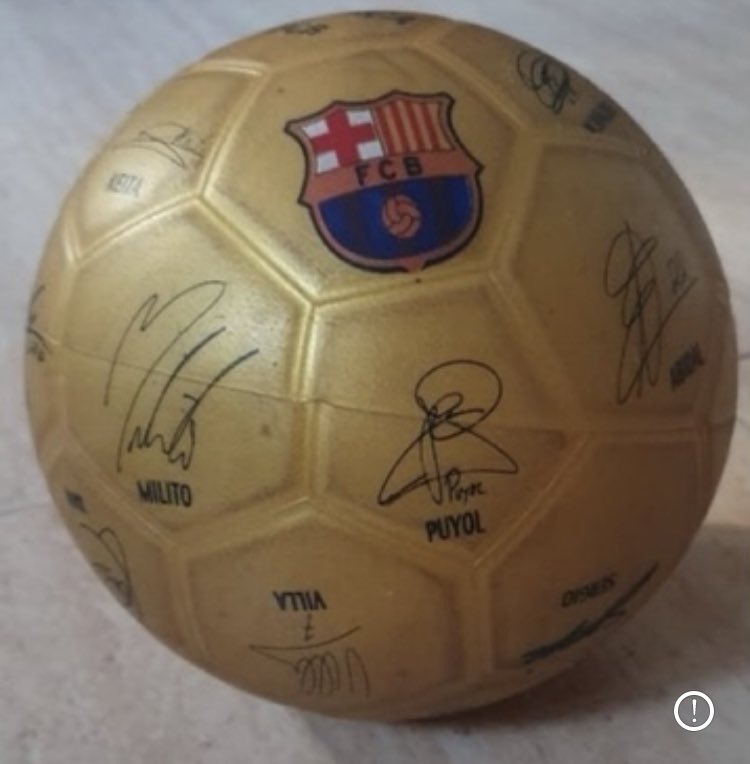 javima_2411's tweet photo. No has tenido infancia si nunca has jugado con este balón https://t.co/SQ42CSWiFD