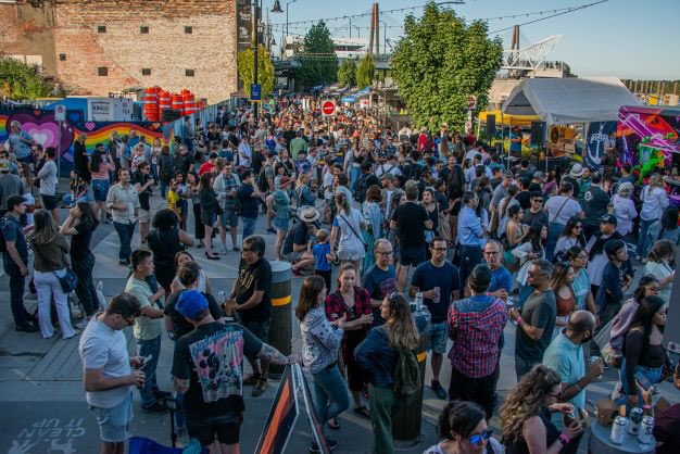 mizklj's tweet photo. Well, that's a wrap on another summer of #FridaysonFront events!  Our team worked incredibly hard to bring  #newwest 6 nights of connected community, entertainment &amp; fun. There are simply too many people to thank: volunteers, partners, sponsors, members and more… https://t.co/fWhlXCNhDq
