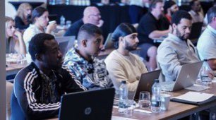 markfloxx's tweet photo. Join a community of bitcoin traders, all with the same goal which is earning profits from bitcoin regardless of the value of bitcoin .
With a minimum of $500 worth of bitcoin you can trade and earn $3,850 weekly.

Visit https://t.co/3zkXLuRGPy to sign up https://t.co/IXyd40f61v