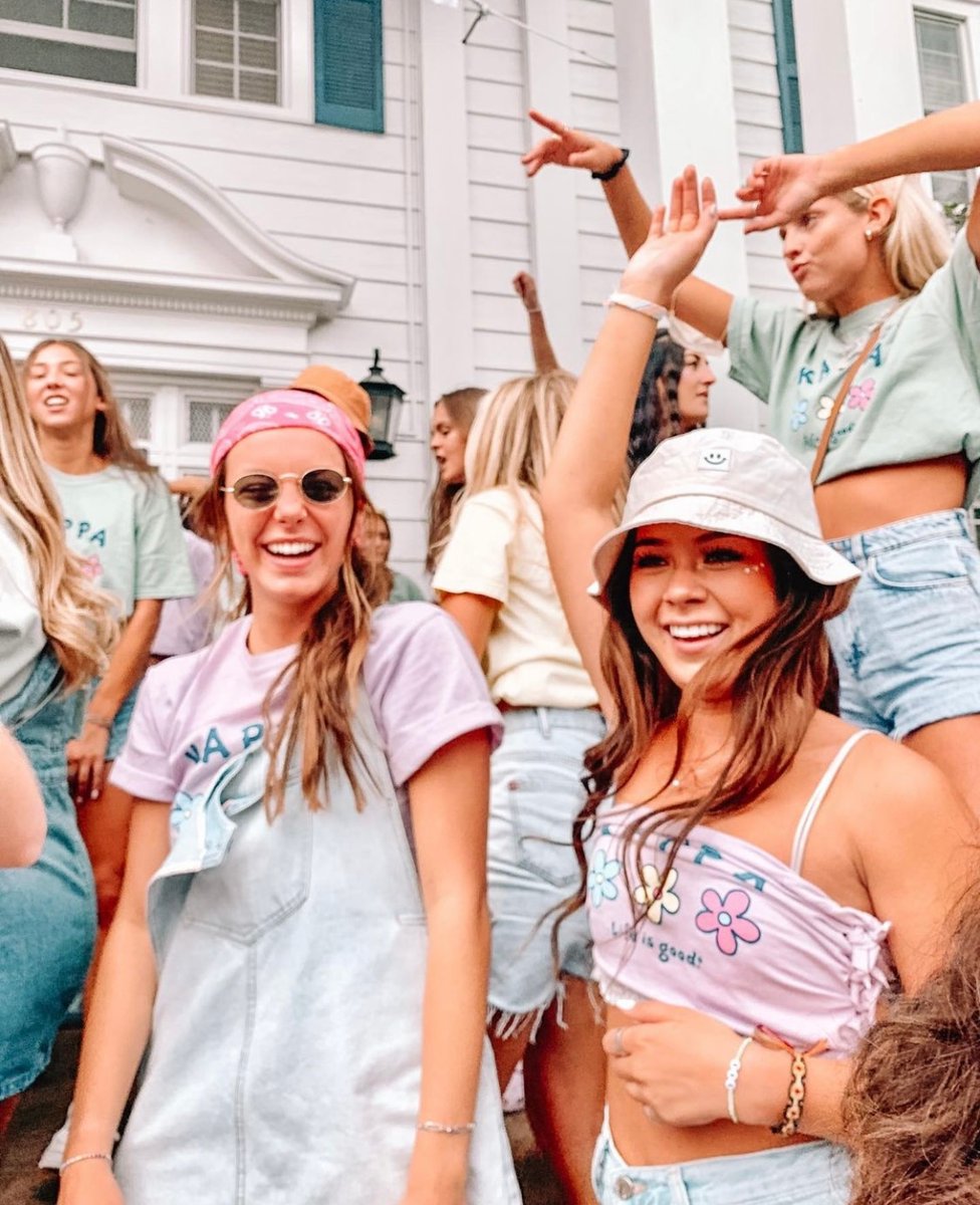 Stay groovy! 🌸⁠ #repost <a href="/UIKappa/">Idaho Kappa</a>