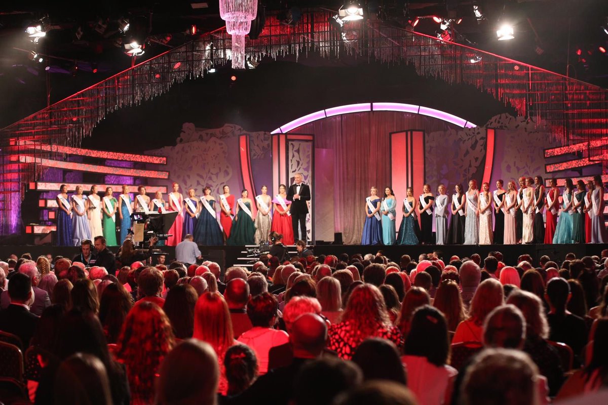Rose of Tralee tweet media