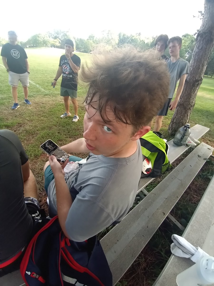 ER Boys Soccer tweet media