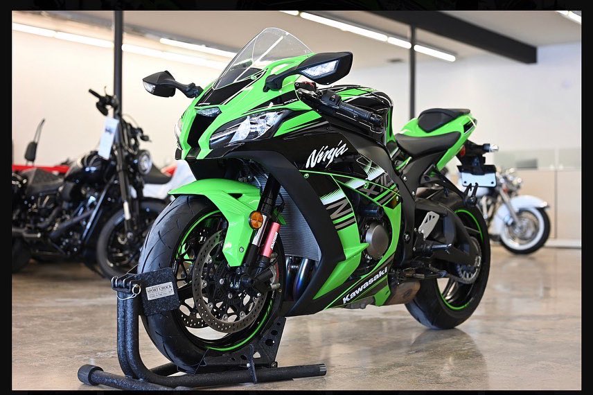 OmarG199's tweet photo. 🫤🫤 ain’t no reason I should be doing 170 but i impulse bought a new bike 😂 https://t.co/CrsFVcpJbY