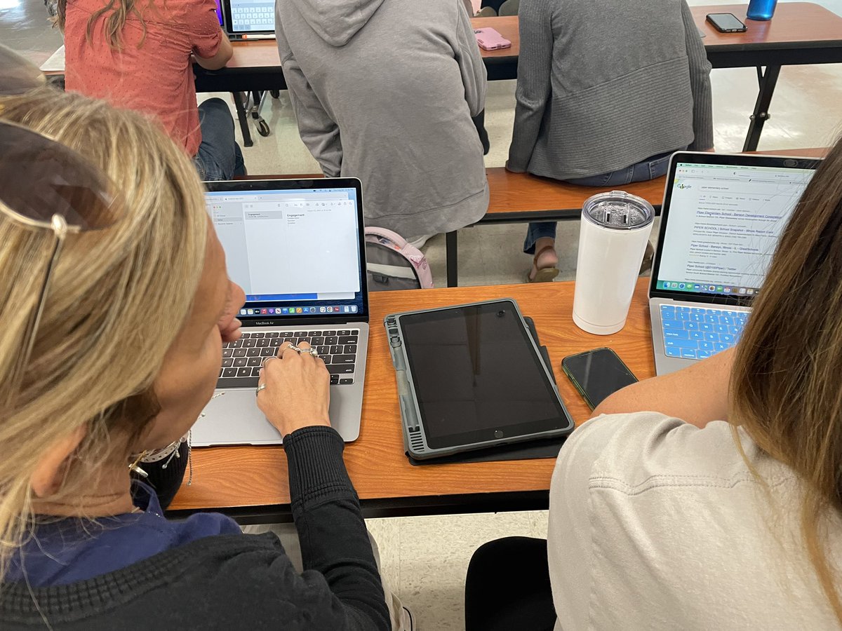 crystalcekal's tweet photo. It was a pleasure exploring the Elements of Learning with K-2 today. We enjoyed the samples for a successful year & look forward to more sessions together! #d100inspires #elementsoflearning #6words #instituteday #iwork #ilife https://t.co/B7zAkA36Qo