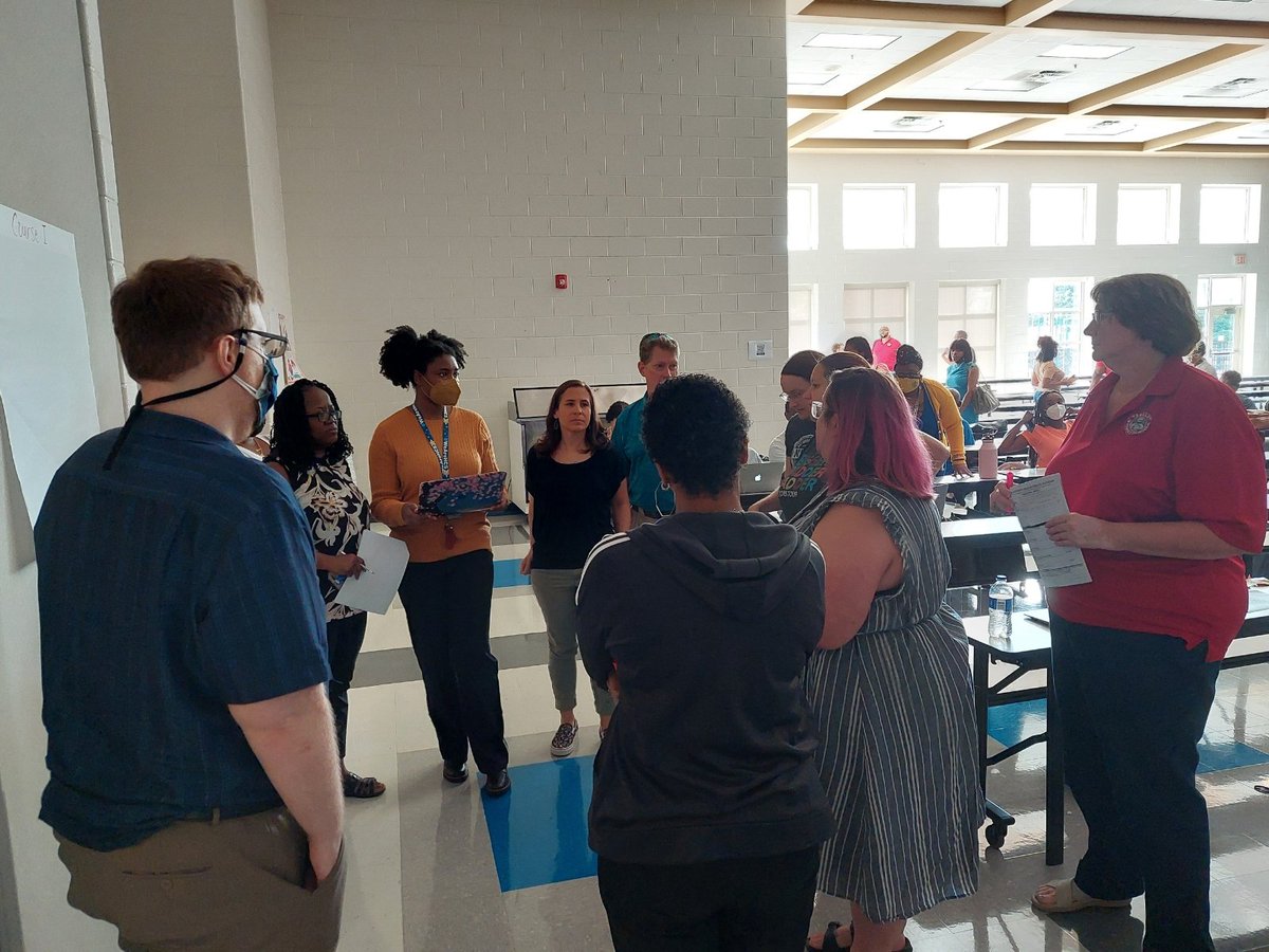michele_vinnie's tweet photo. We enjoyed preservice today with our middle school math teachers! Note: The key is not to prioritize whats on your schedule, but to schedule your priorities. They are ready to roll! #BigRocks1st @cbaird_math @pnazareth2 @alynn_math @tchrleslie @CarolQu90431435 #HCSMath https://t.co/iBiY1A90d7