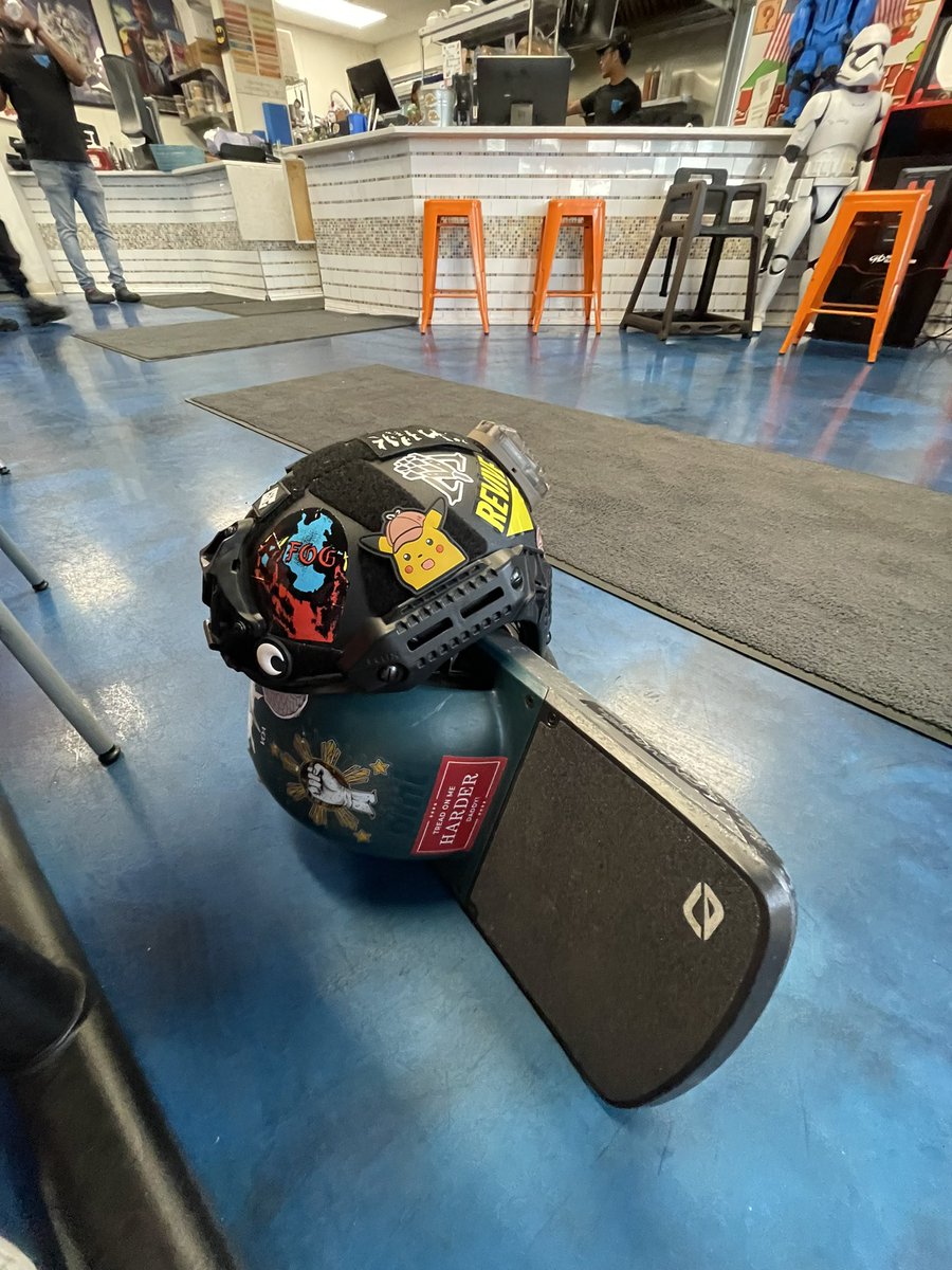 Getting better and better at this. Also taking full advantage of not paying for gas. 

<a href="/RideOnewheel/">Onewheel</a>