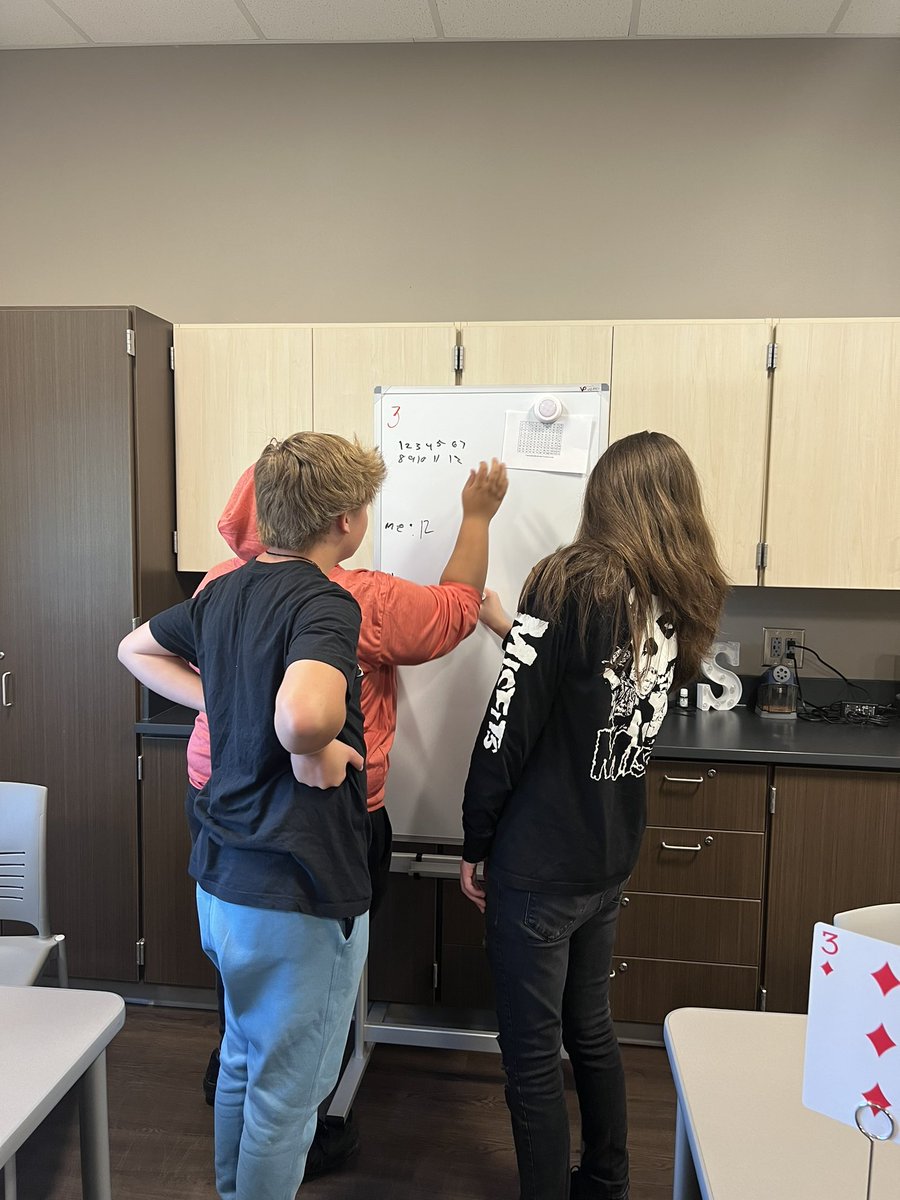 DAY 4 - Tax Man &amp; Split 25
in today’s #thinkingclassroom. 

Focus: Making sure each member of the group got the 🖊. 

“I don’t get it.” = Perfect opportunity to discuss taking risks, grit, &amp; perseverance in class! 

<a href="/pgliljedahl/">Peter Liljedahl</a> <a href="/NorthNews123/">Mr.Frei</a> <a href="/WESchools/">Willoughby-Eastlake City Schools</a>