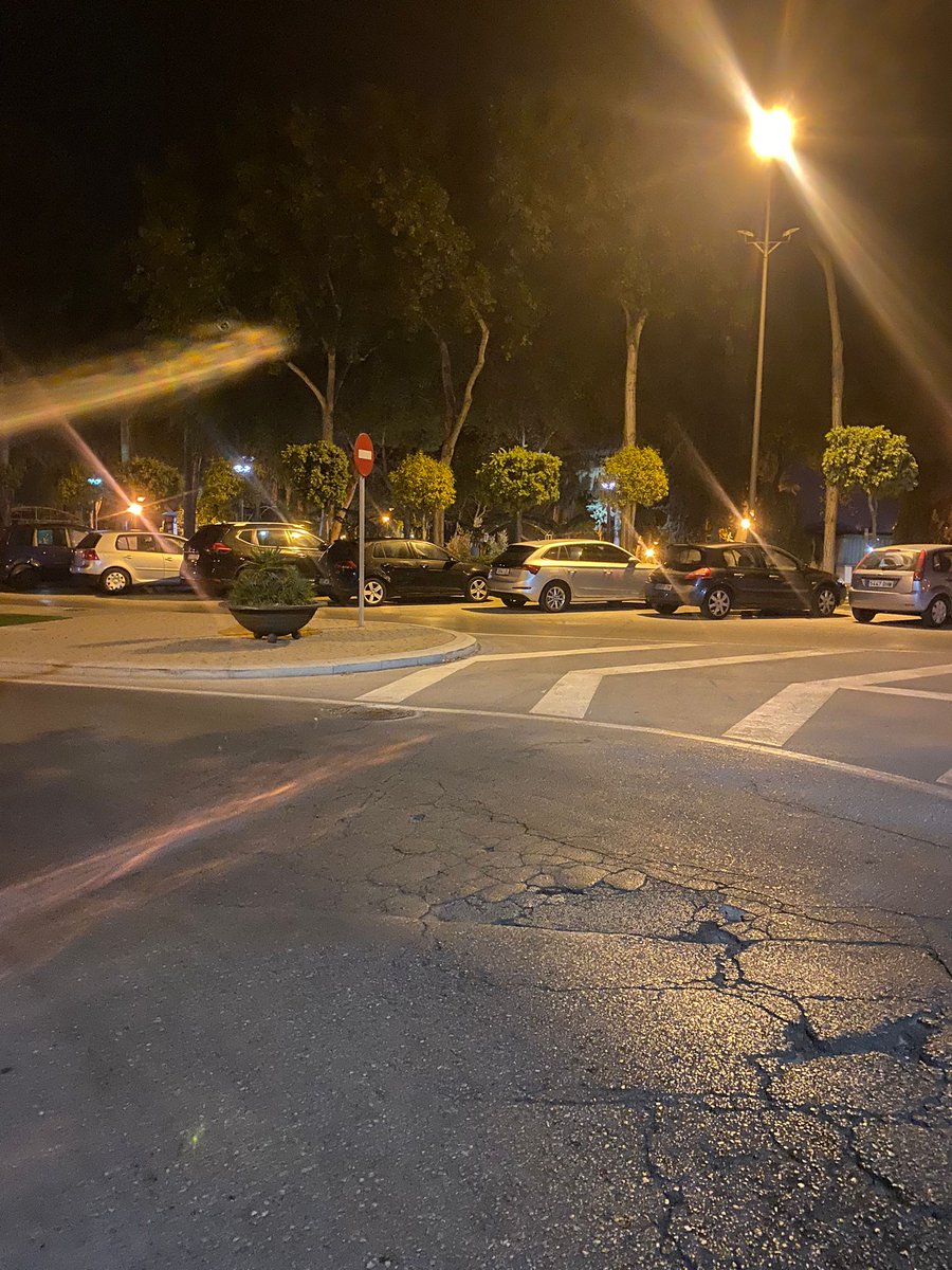 Naandooleeoon10's tweet photo. No hace falta explicación
#motorazo https://t.co/fqywjrGnPM