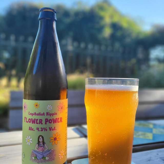 Tasting notes for one of our festival ales this weekend <a href="/ThorncombeClub/">Thorncombe Club</a>  26th-28th August
Flower Power 4.3%Hazy modern pale beer with a tropical fruit salad aroma and strong lemony flavour   
£3 a pint!