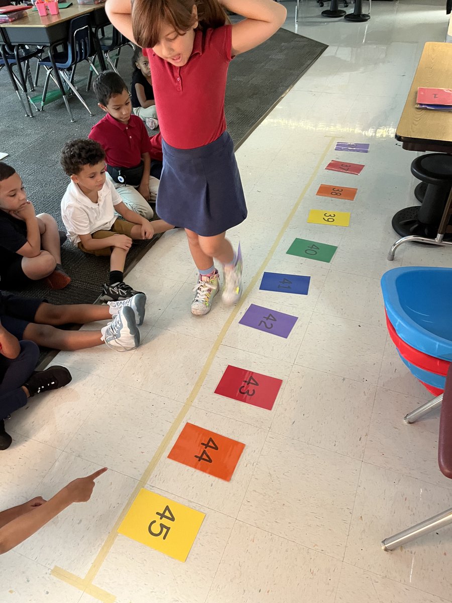 kmessocialmedia's tweet photo. Ms. Frechette’s first graders like to 🙂MOVEIT MOVE IT🙃 by practicing counting forward and backwards by “jumping” to the next number! #kmesbearcubs #kmesforthewin #oneteamonegoal #sdocgoodtogreat #weliketomoveitmoveit #mathematiciansinthemaking #handson #raisingengagement https://t.co/ZLS3Da5uTL
