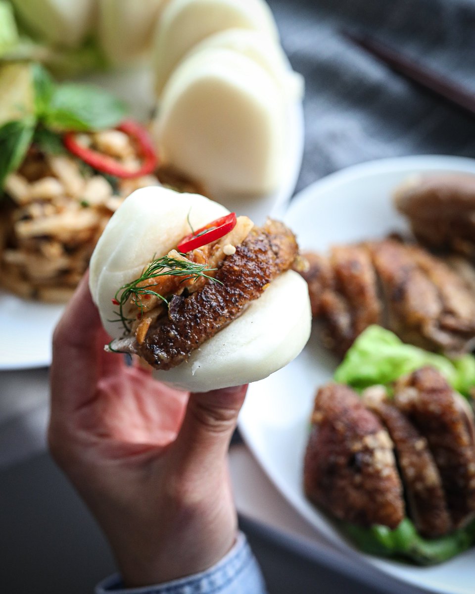 WildGingerEats's tweet photo. That's a handful of happiness right there! We love ourselves a bao bun full of fragrant duck. https://t.co/3r3Cmj56iQ
