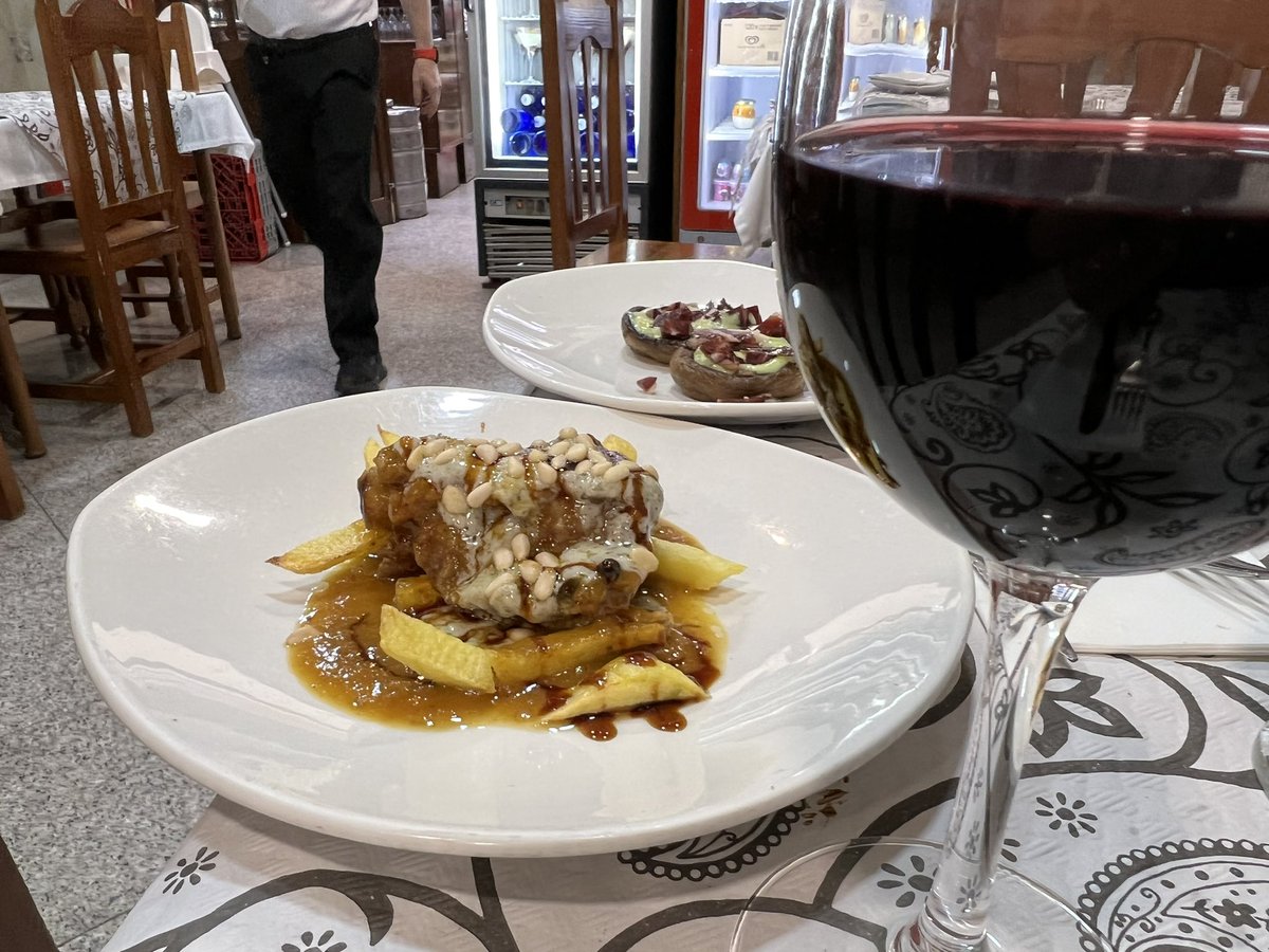 Hoy también publicamos un nuevo video sobre GASTRONOMÍA de ESPAÑA:

youtu.be/xBsbkl9bjbo 📺🍴🇪🇸