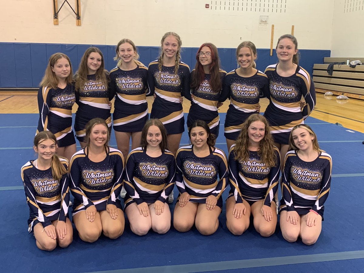 I would like to introduce Whitman’s Fall Varsity Team!! This team has already meshed after only two days and I look forward to this season!! 💙💛