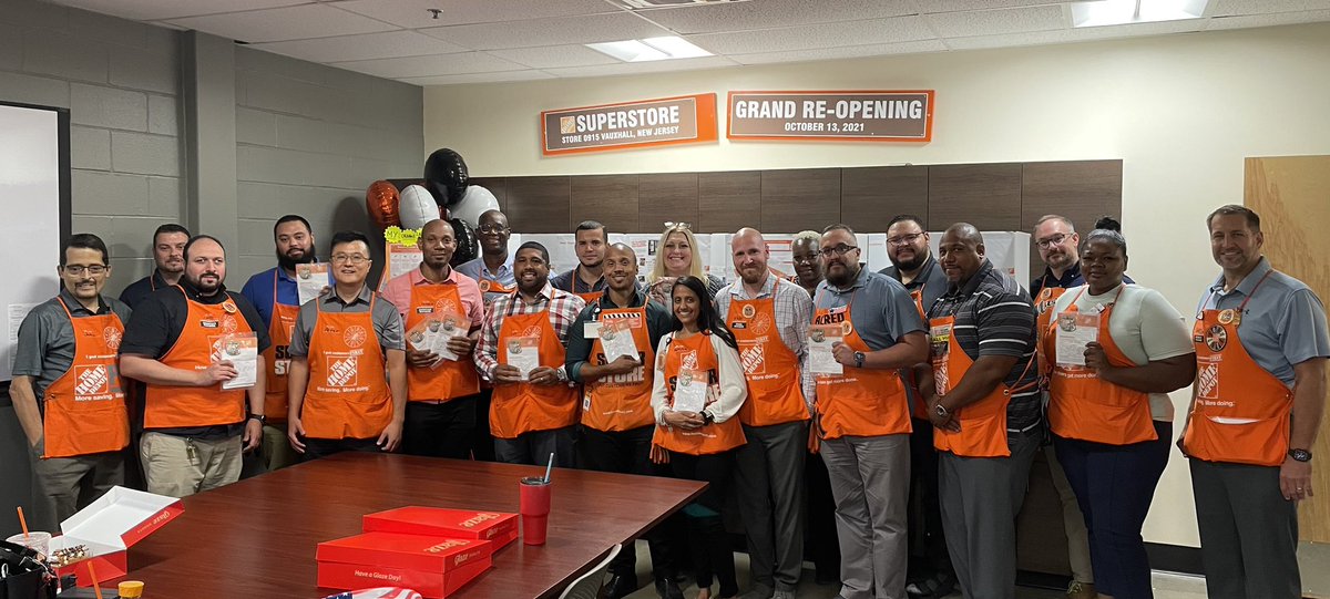 We had an amazing day at our D293 SASM meeting celebrating our 1H success and preparing for our 2H Specialty /Services/ Pro business. This amazing team will lead their associates to another successful half. Let’s Do This D293!!