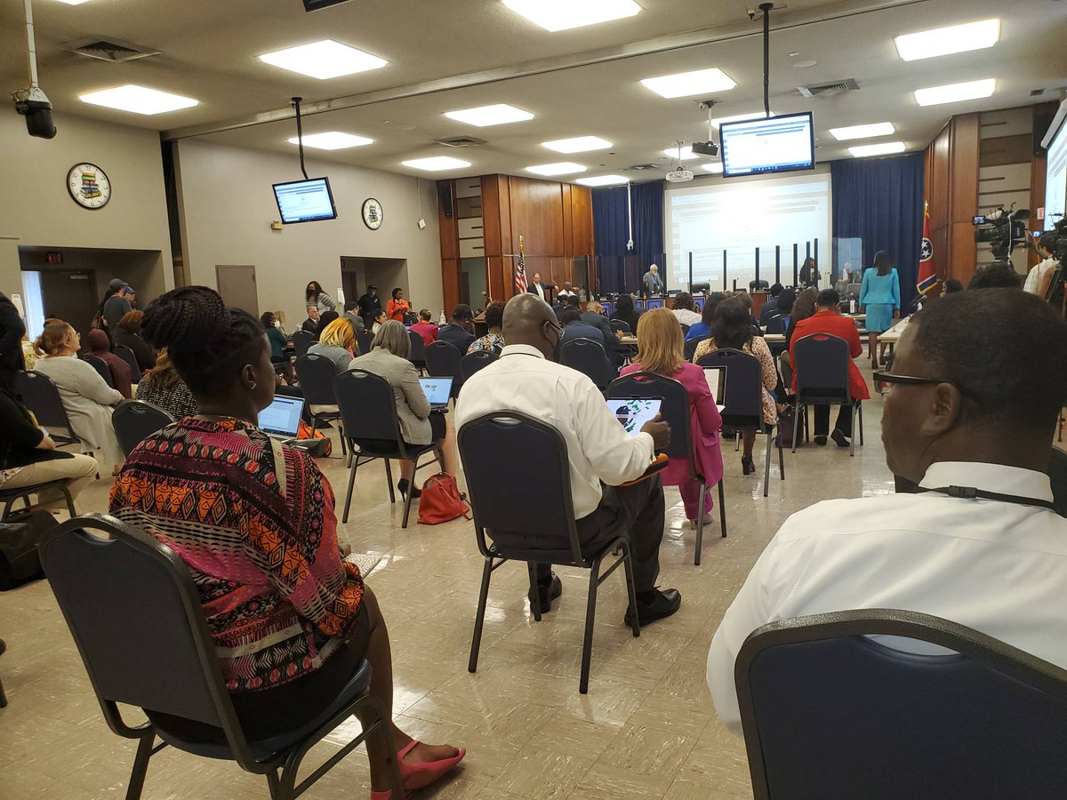 RudyReports's tweet photo. Standing room only for MSCS special call meeting regarding employment relationship with Supt. Dr. Joris Ray. @ABC24Memphis https://t.co/nxdc7g6TFk
