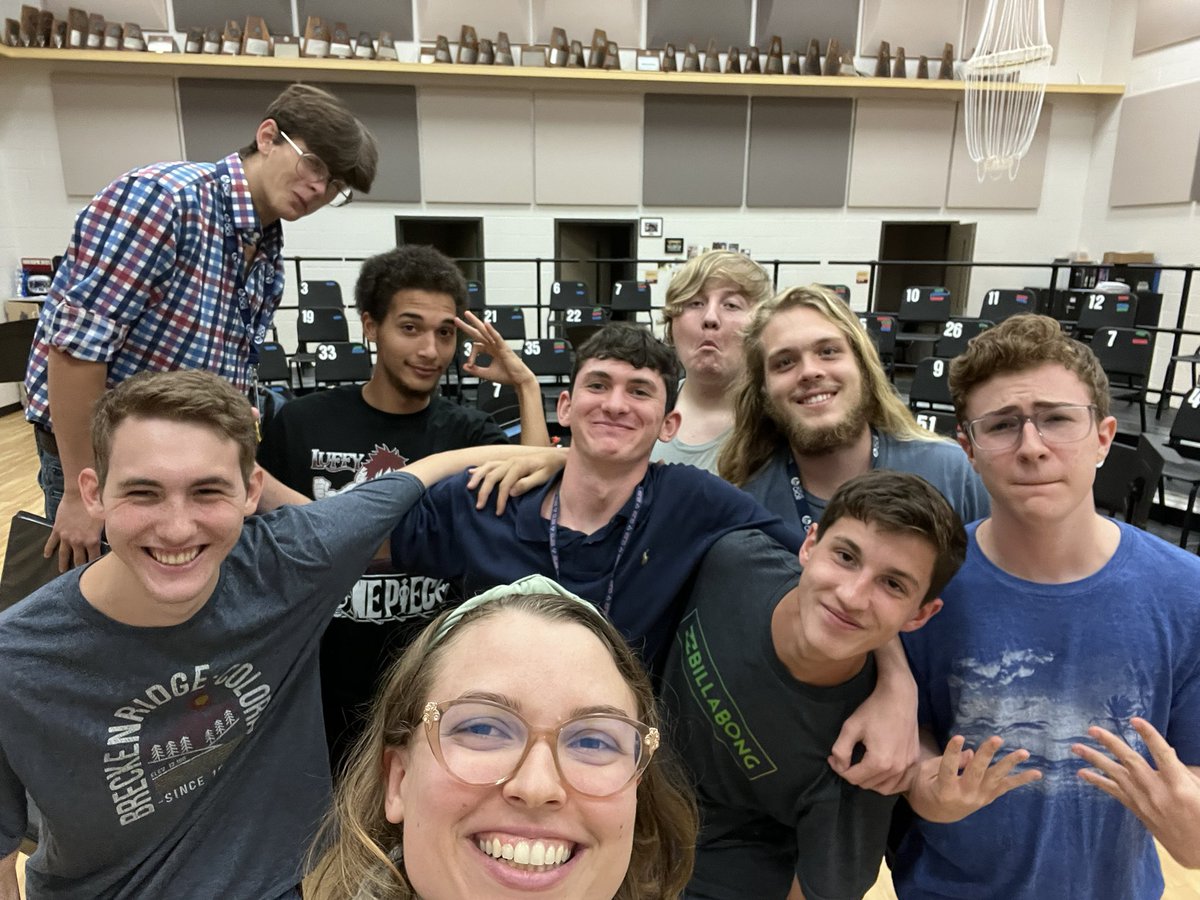 CLHSChoir's tweet photo. The basses and baritones were 🔥 🔥🔥🔥🔥 in their first All State sectional today! #LaketoState https://t.co/IjIMekbI16