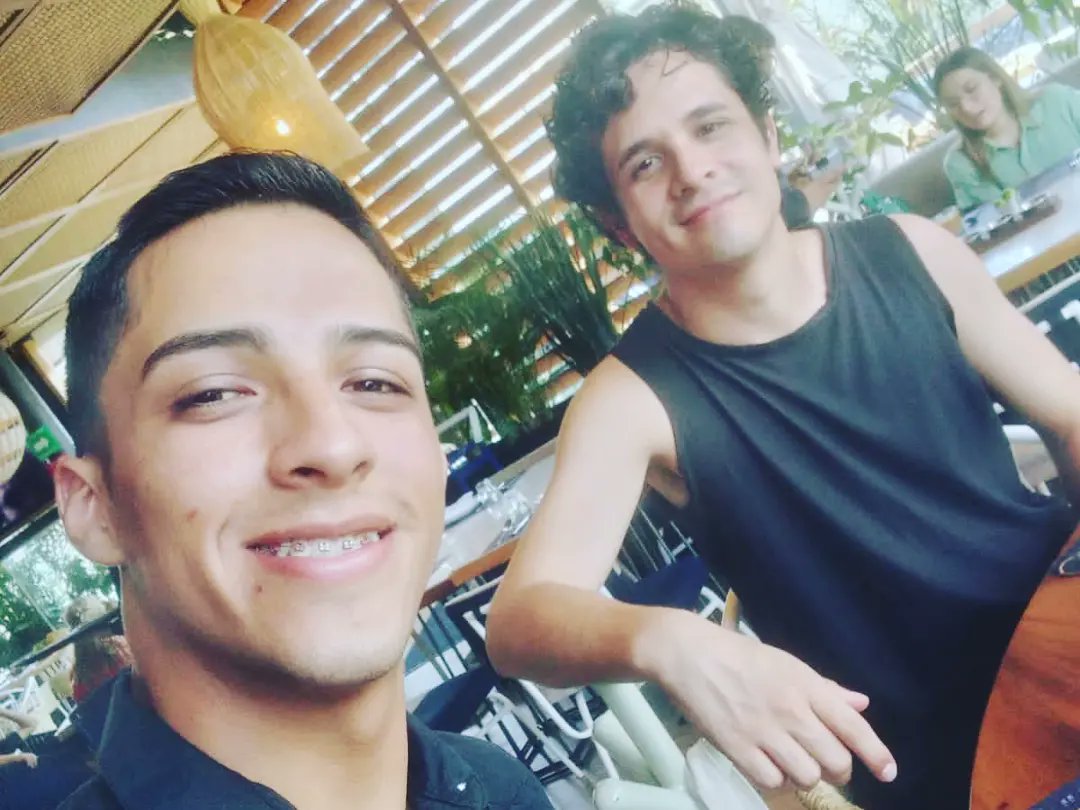 Ricardoen4's tweet photo. #TeQuieroPapi https://t.co/pwubb3byDs