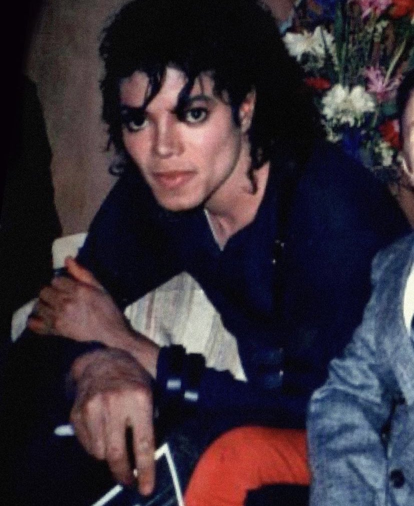 aestheticlight's tweet image. Way too fine