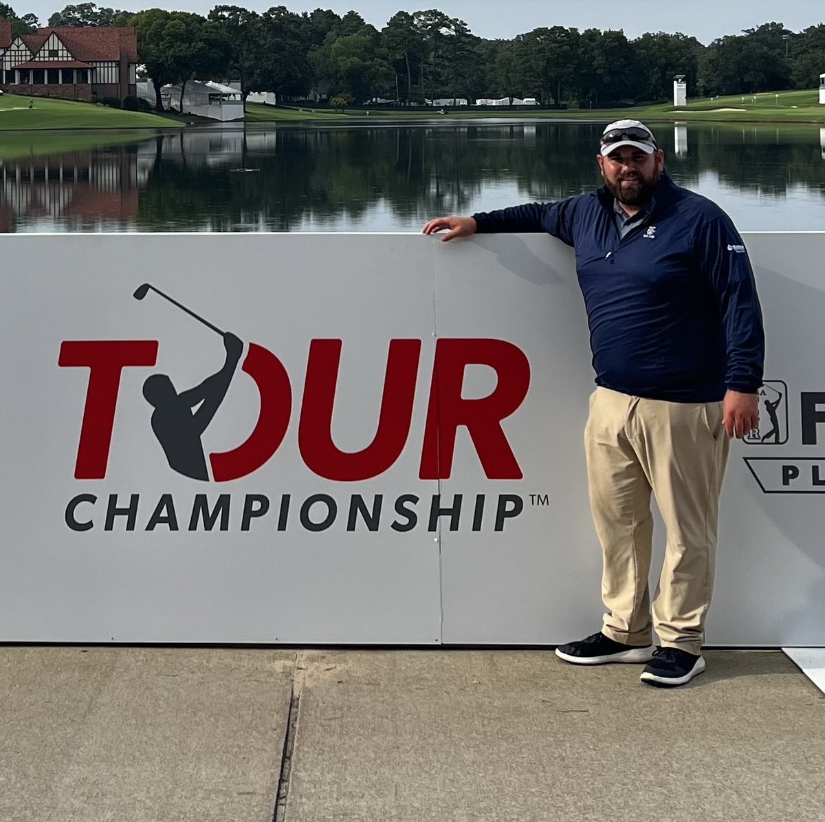 jballard1's tweet photo. ⁦@justinRwilt44⁩ lending a hand at the ⁦@PGATOUR⁩ Finale ~ He’s in his 1st year as Assistant ⁦@ValhallaGolf⁩ and showing out! ⛳️Dedicated~Detailed~Leader Keep this guy on your radar. Making sure our guys are seen matters. #network #WhosNext ⁦ https://t.co/hndXe5EyBj