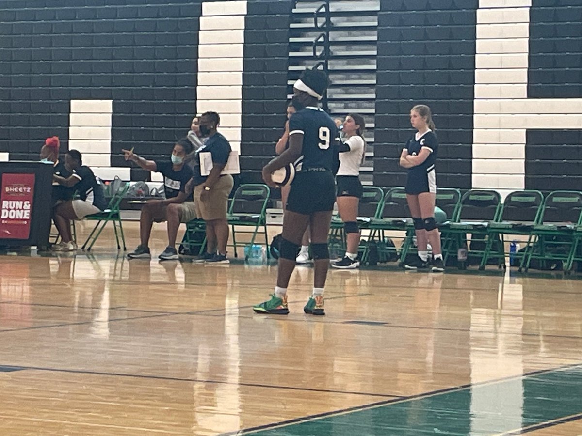 High Point Central (@hpchighschool) on Twitter photo When you go to your PREVIOUS school to watch your CURRENT school and your CURRENT school’s volleyball players come flying over to me to cheer and present a volleyball shirt! 💙 I love High Point Central. <a href="/GCSchoolsNC/">Guilford Co. Schools</a> <a href="/HPCBisonSports/">HPC Athletics</a> <a href="/leighjones23/">leigh jones</a> <a href="/hettenm/">Mike Hettenbach</a> When you go to your PREVIOUS school to watch your CURRENT school and your CURRENT school’s volleyball players come flying over to me to cheer and present a volleyball shirt! 💙 I love High Point Central. <a href="/GCSchoolsNC/">Guilford Co. Schools</a> <a href="/HPCBisonSports/">HPC Athletics</a> <a href="/leighjones23/">leigh jones</a> <a href="/hettenm/">Mike Hettenbach</a>