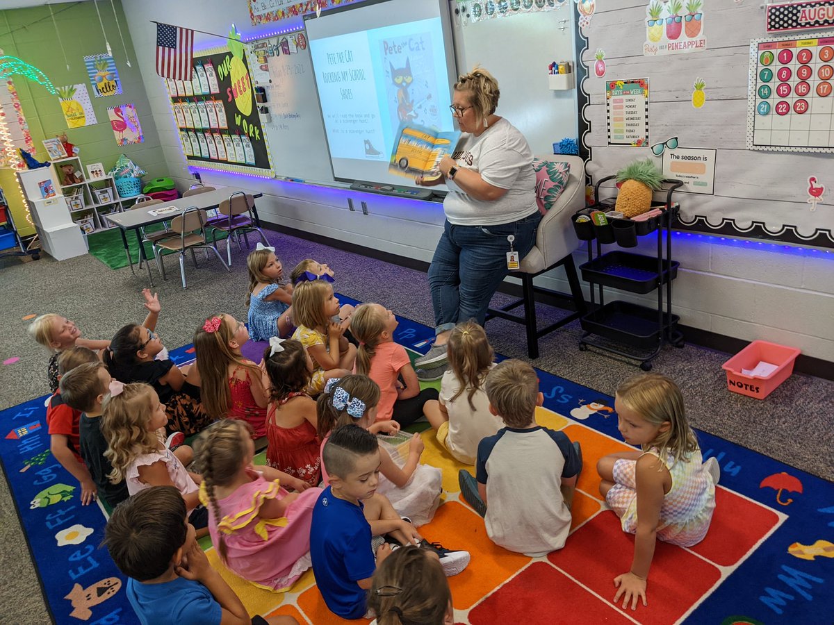 brysontravisedu's tweet photo. First day adventures took many forms here at Dogwood! @KearneyMOEdu https://t.co/i6HK0b15sO