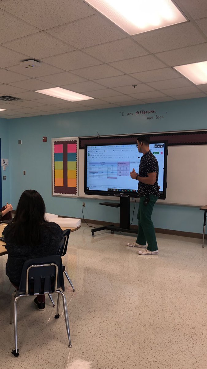 Its_Ms_Flawless's tweet image. A great day of collaboration @SolarSTEAMBoys as we navigate the Eureka Solar System together! #explorers  #mathematizing @ddthomas0878 @N_Bernardino @disdstemmath #mathrocks🤟🏽