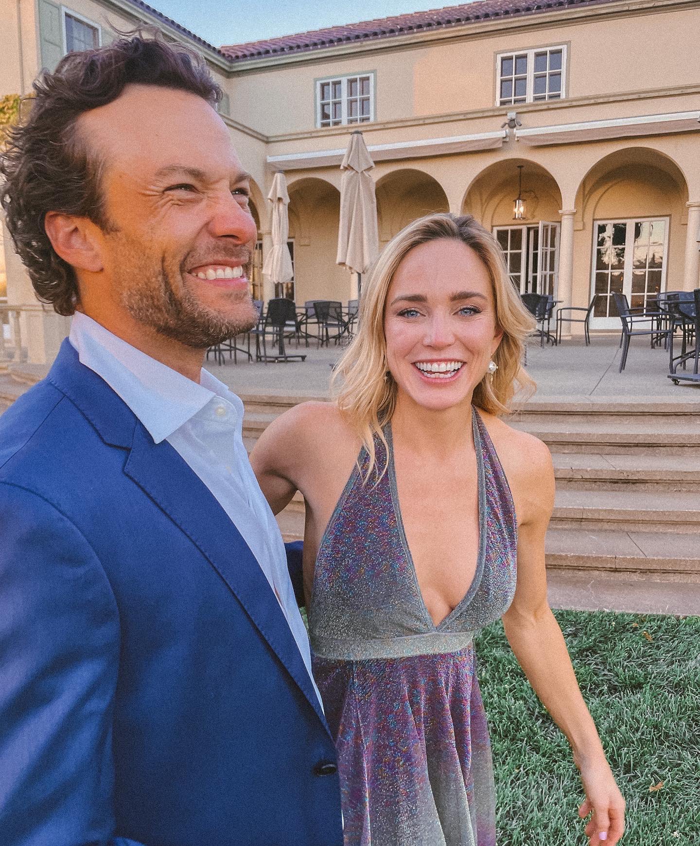 Caity Lotz on Twitter: "Love is in the air 💕 https://t.co/cpbNSn8jMr