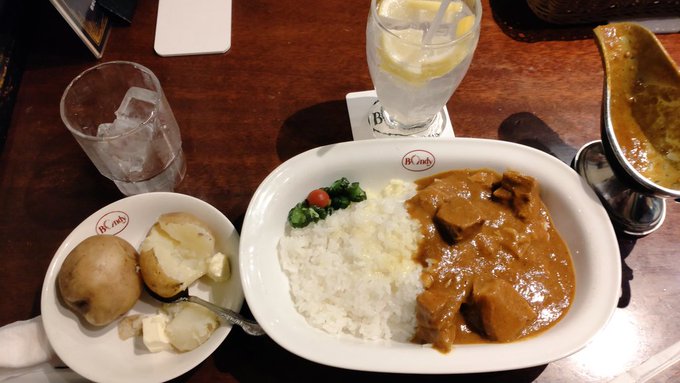 昨日は邪神ちゃんの聖地巡礼と邪神ちゃんテンに行ってきたですの 