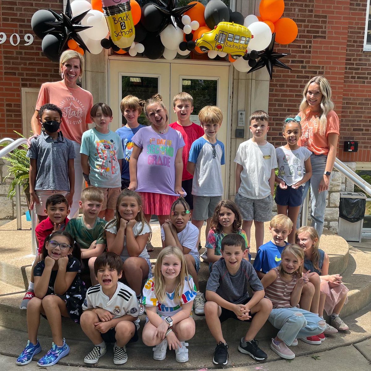 Annie Holder tweet media