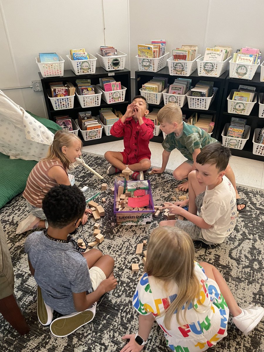 Annie Holder tweet media