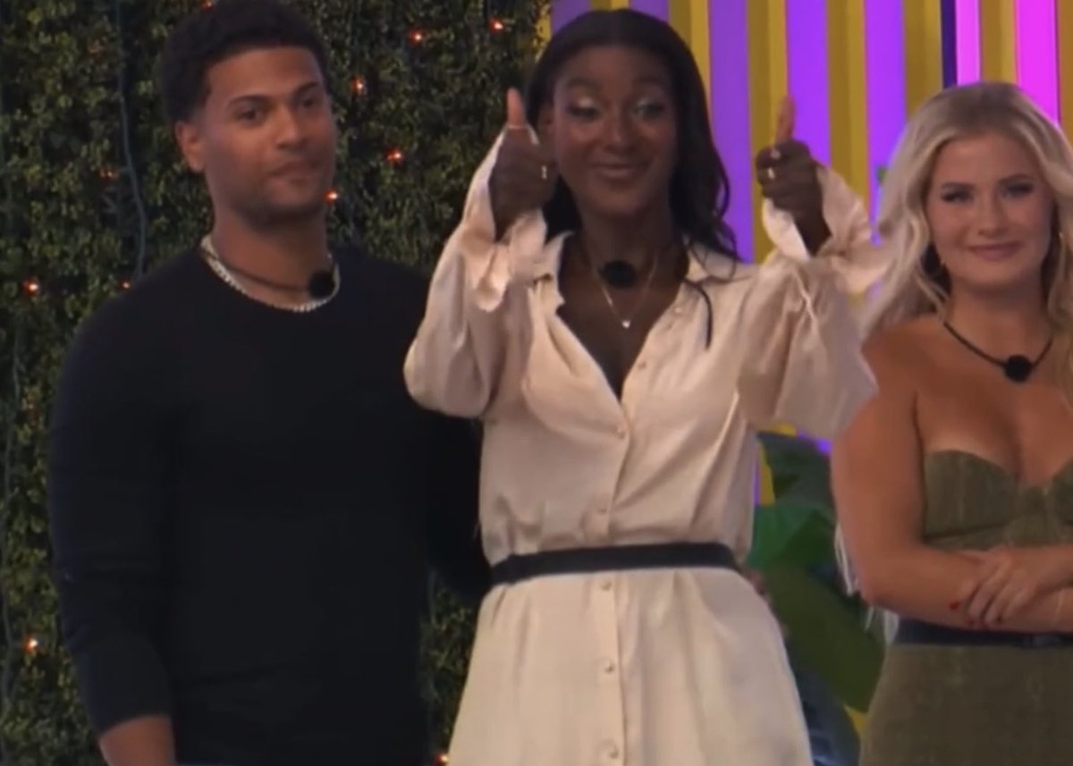 03683m's tweet photo. zeta and timmy giving “mom and dad of the villa” 😭🤎 #loveislandusa https://t.co/S38eyzcYAP