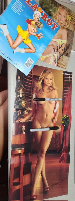 Signing fan mail today!  @Playboy @plbycenterfold https://t.co/1NqUpVeGZg<a class="tags" href="/tag/playboy">@playboy</a><a class="tags" target="_blank" title="On Twitter" href="/?out=eyJ0eXAiOiJKV1QiLCJhbGciOiJIUzUxMiJ9.eyJpYXQiOjE3MjcyNjAwMDcsImlzcyI6InR3cG9ybnN0YXJzLmNvbSIsIm5iZiI6MTcyNzI2MDAwNywiZXhwIjoxNzU4Nzk2MDA3LCJyZWRpcmVjdF91cmwiOiJodHRwczovL3R3aXR0ZXIuY29tL3BsYnljZW50ZXJmb2xkIn0.ATEt0saqcafoS0ZiUnphEm9nt4t-GbACTZFhr8fV4K3iKVjZPs30C6uuXhEcEcH9OkAyhhV8I8t89mN-W6uFww">@plbycenterfold</a><a href="/tag/christmas"class="tags"><span>#christmas</span></a><a href="/tag/thegiftthatkeepsongiving"class="tags"><span>#thegiftthatkeepsongiving</span></a>