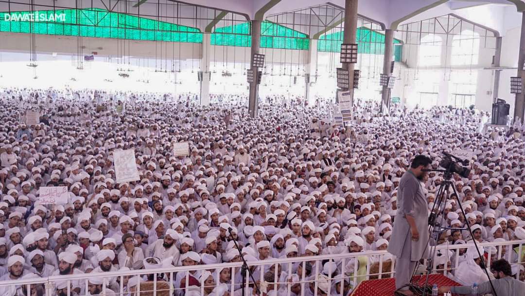 یہ ہے فیضانِ امیرِ اہلسنت دامت برکاتہم العالیہ 
اور
یہ ہے دعوتِ اسلامی 💕
#Dawateislami