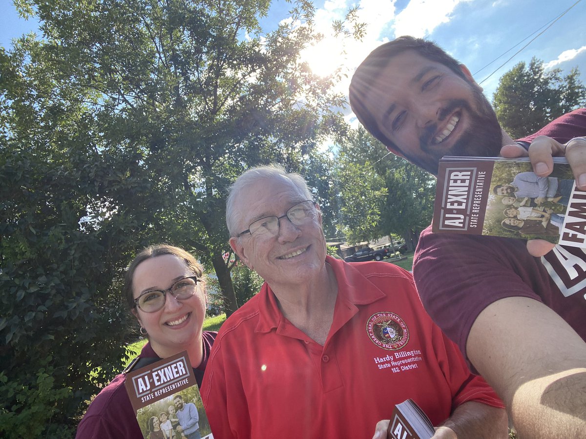 AJExner's tweet photo. More doors, more fun!
.
.
.
Thankful for @MissouriGOP and Caucus members who are willing to come and help!!
#Exner4MO #flipthishouseseat #moleg https://t.co/8CrXlNYpFq