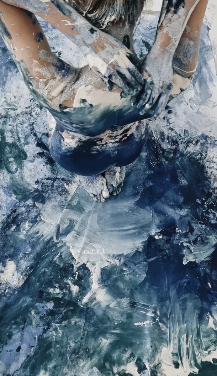 Ocean cleanupists @pangeaseed call this ARTivism or creative activity focused on educating people about environmental issues through the arts.

The world doesn’t need one perfect person the world needs an eco-educated society

Let’s safe the planet !!!🌍

#nft #nftart #ecology