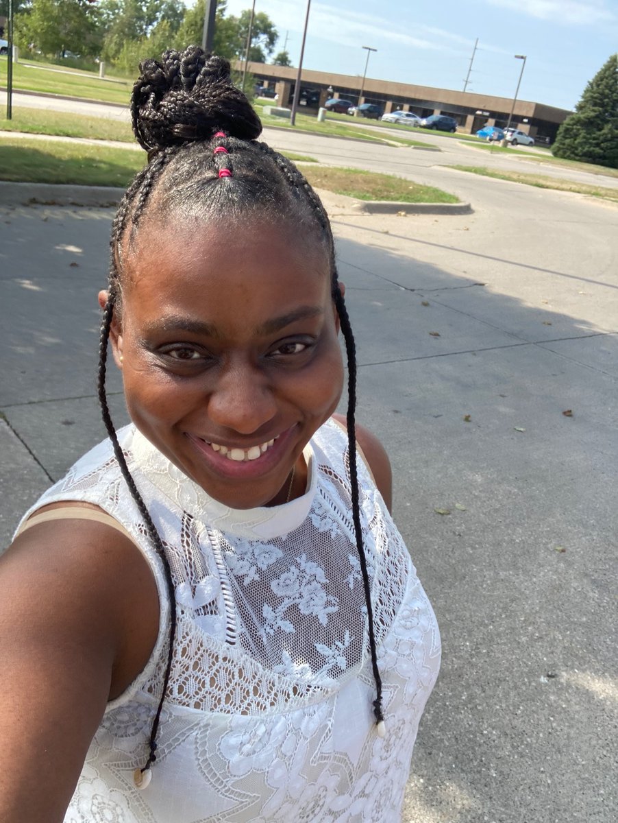 ajalyonsroars's tweet photo. Unapologetically Black Academic in Braids and Lace

#cottagecore #blackcottagecore #softblackgirls #blackacademics #braids #updos #brownskinnedgirls #darkskinwomen #Melanin #MelaninQueen #MelaninDelights #preppyBlackgirls #professionalBlackwomen https://t.co/NKVLj93QaA