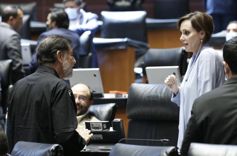 Lilly Téllez tweet media