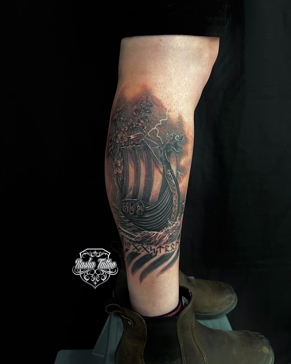 Rashatattoo's tweet photo. Great pleasure working on this family design for @alexangelaora
#rashatattoo #pentictontattoostudio #pentictoninked #pentictontattoorasha #vikingtattoo #vikingtattooshop #runestattoo #cheyennetattooequipment #tattooedgirl #tattoo #inkedup #inkedgirl #tattoosnob https://t.co/bvDOBluePr