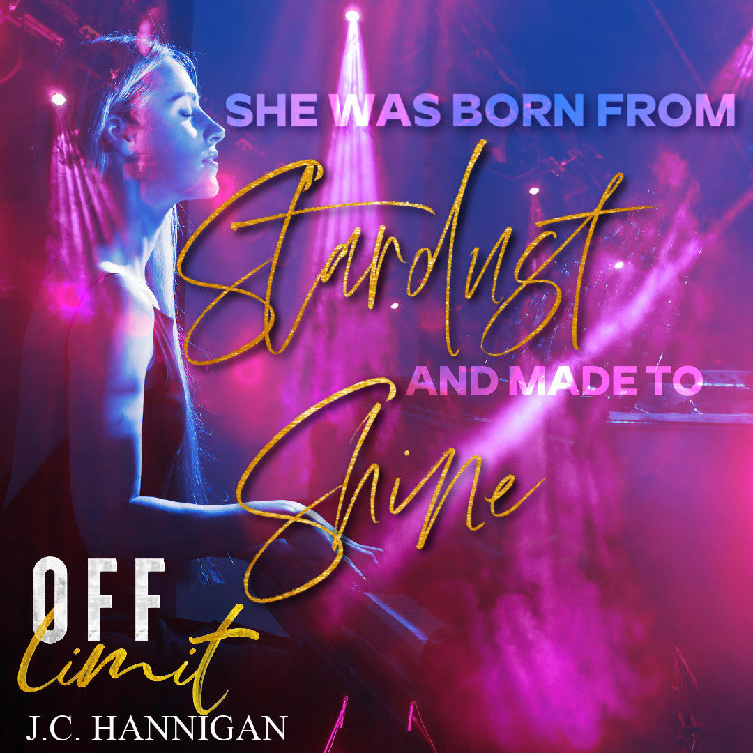 dezaraye7's tweet image. #COVERREVEAL #PREORDER She must make her choice before she loses everything she’s dreamed of. #OffLimit by @jchanniganbooks ➞ amzn.to/3AkE0a7