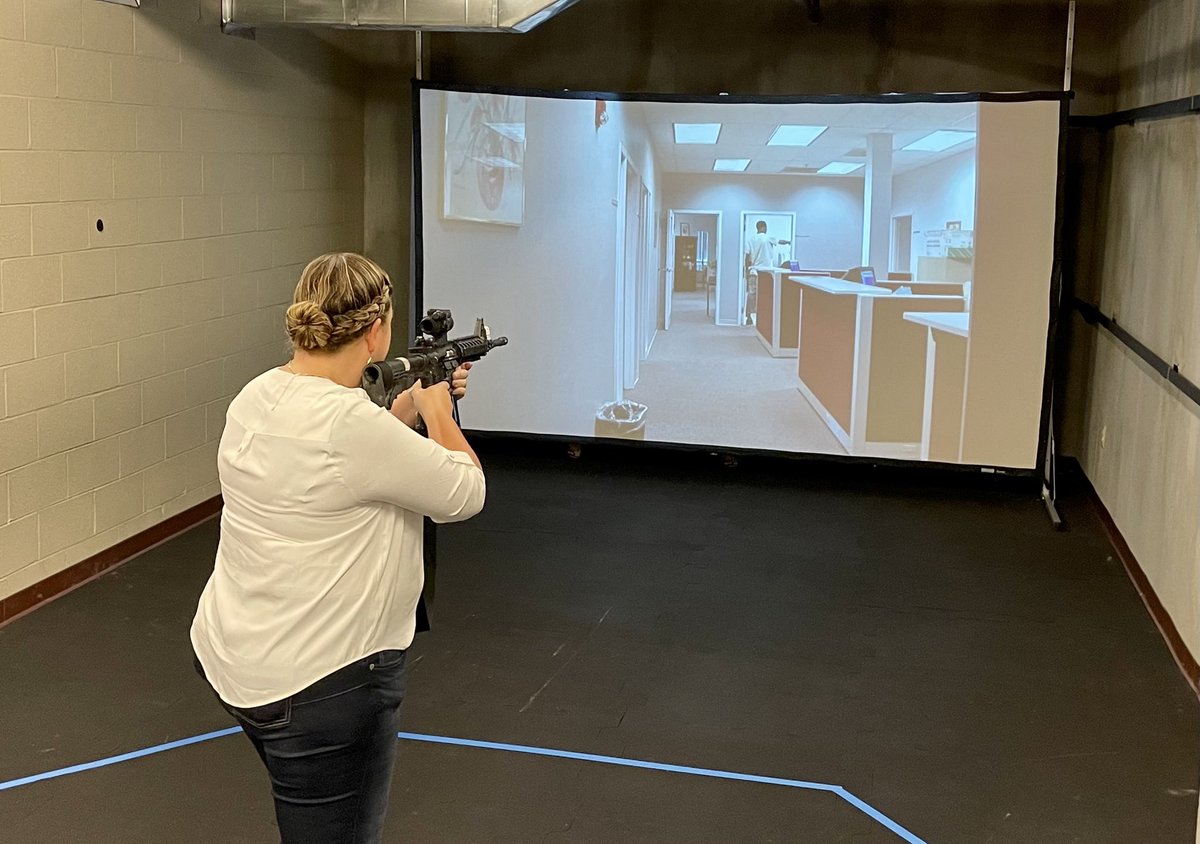 (1/2)  Absolutely awesome day with <a href="/LicariMichael/">Michael Licari</a> and <a href="/KarenMeisch/">Karen Meisch</a>, talking innovation and collaboration with units and agencies at <a href="/FortCampbell/">FortCampbell</a>!

A shooting occurred while we were there.

It was simulated…